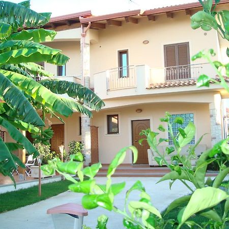 Guest House Mare E Luna Fiumefreddo Bruzio Zewnętrze zdjęcie