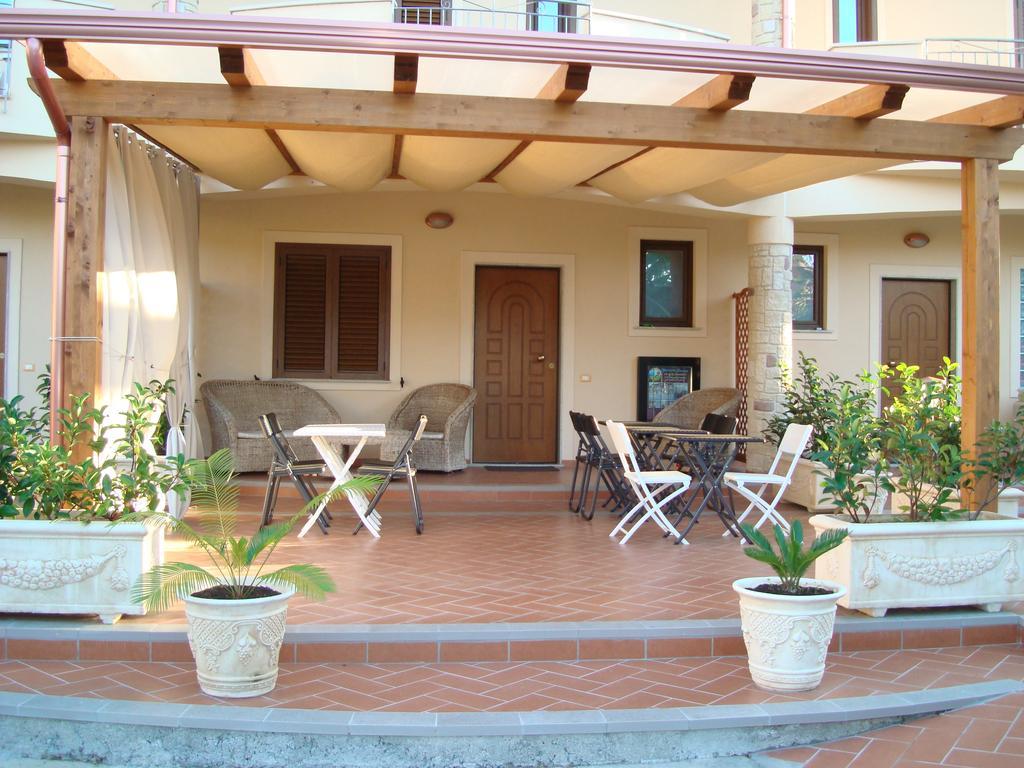 Guest House Mare E Luna Fiumefreddo Bruzio Zewnętrze zdjęcie